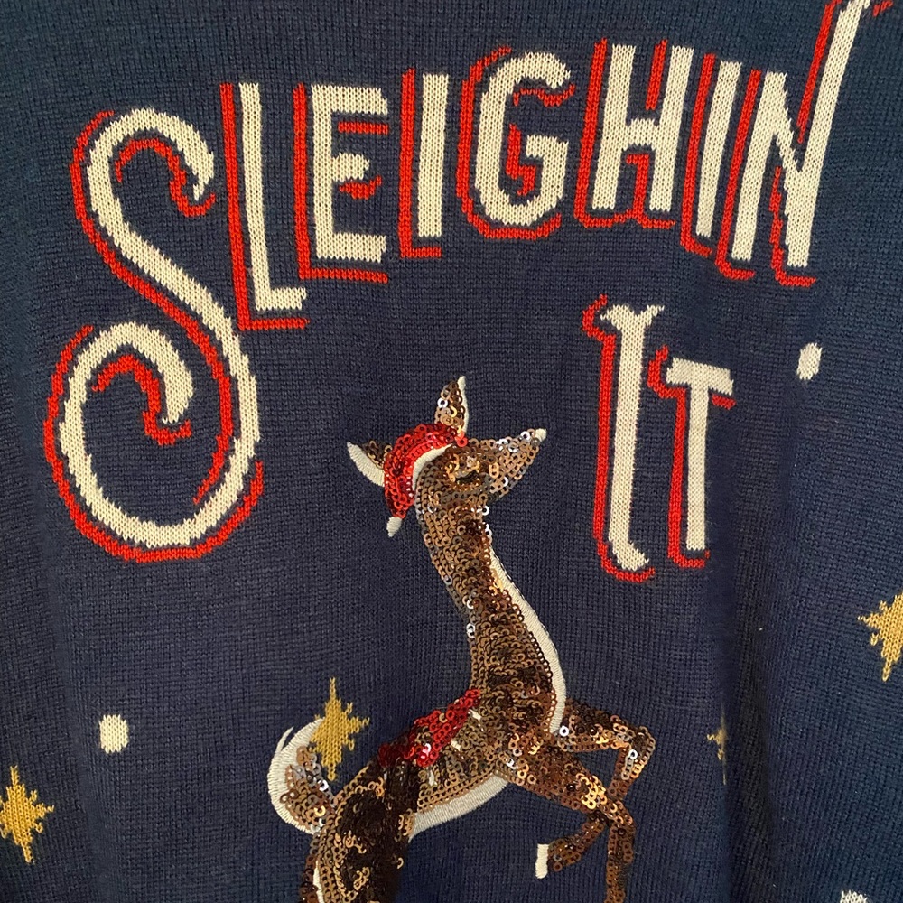 Ugly (but cute!) oversized holiday sweater